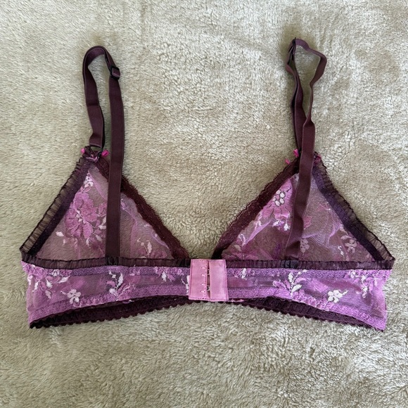 Elegant Lace Bralette in Purple and Pink Size S - Picture 2 of 3